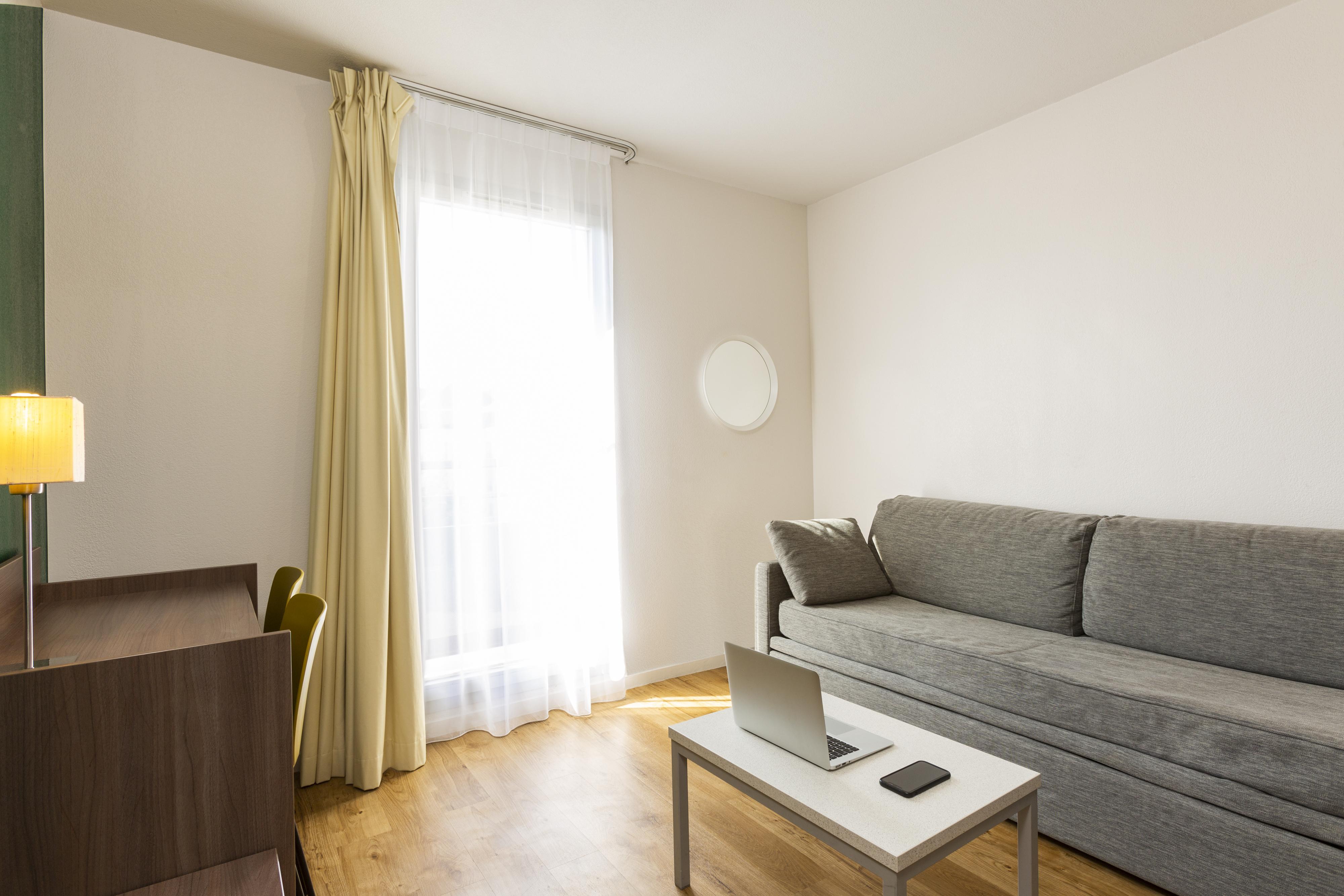 Adagio Access Sous Poissy 2* Carrières-sous-Poissy