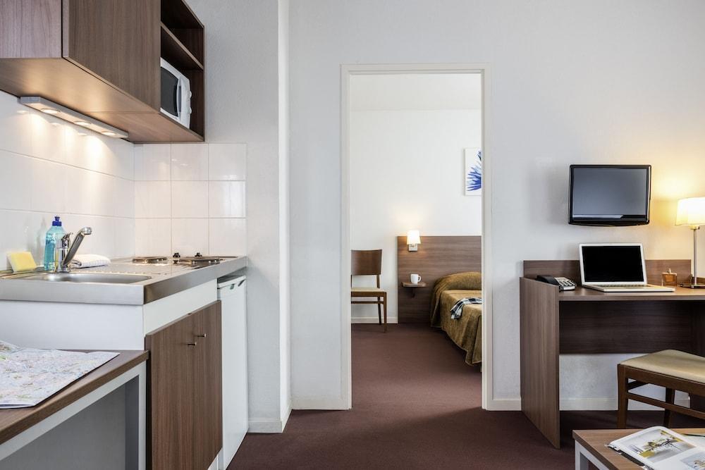 Aparthotel Adagio Access Sous Poissy