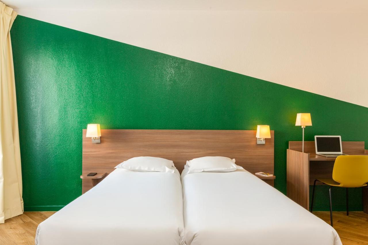 Adagio Access Sous Poissy Aparthotel 2*